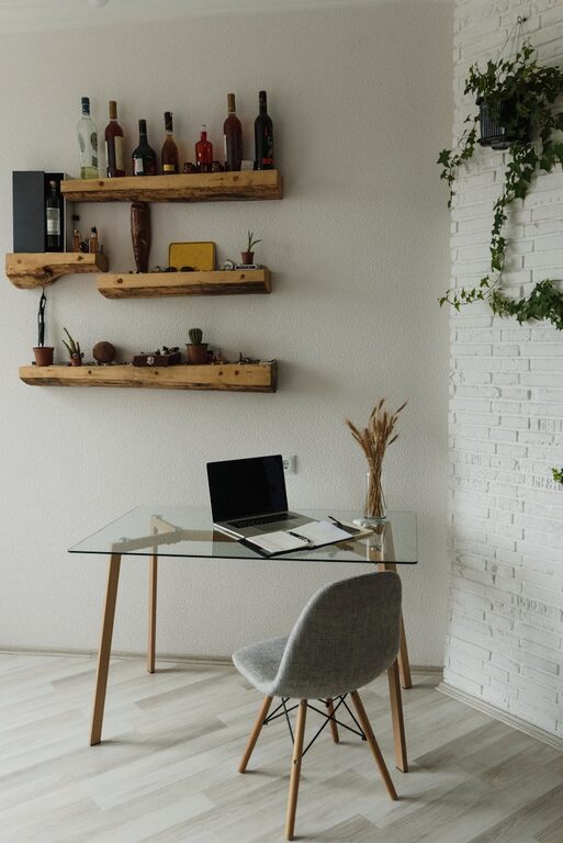 How to Create a Cozy and Inviting Home Office Space